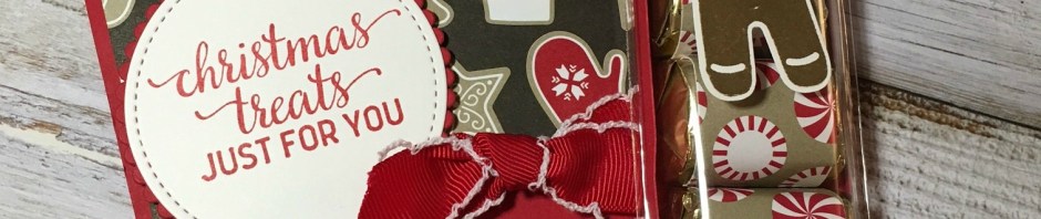 StampinUp, CAS, Gift Card, Treat Holder, made with Candy Cane Lane DSP, Cookie Cutter Christmas stamp set, Stitched Shape Framelits, Hershey's Nuggets, designed by demo Lynn Tague. See more cards and gift ideas at BeyondBeachesandBlessings.com #BeyondBeachesandBlessings